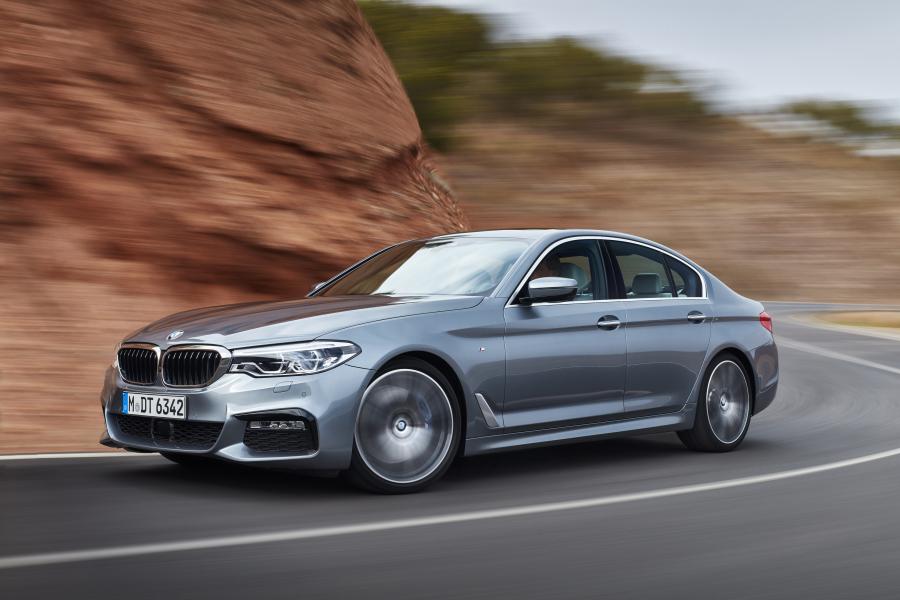  BMW 540i Sedan M Sport 2017 года  (WW) (фото 55 из 98)